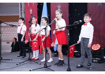 23 Nisan Ulusal Egemenlik ve Çocuk Bayramı Almatı’da kutlandı