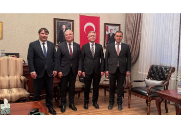 TÜKİB İcra Direktörü Anzor Gusseinov Aktau'ya gerçekleştirdiği iş gezisinde T.C.Aktau Başkonsolosu Sayın Sabri Alptekin Bey'e nezaket ziyaretinde bulunmuştur.