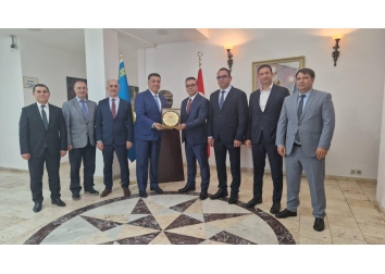 Başkonsolosa nezaket ziyareti