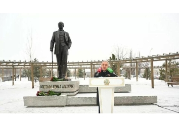 Almatı’da Atatürk heykelinin açılışı yapıldı