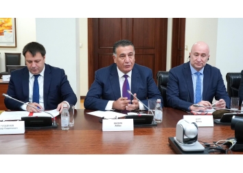 Başbakan Birinci Yardımcısı Roman Sklyar, TÜKİB ile Buluştu