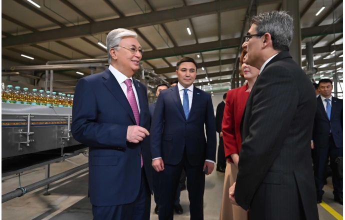 Cumhurbaşkanı Tokayev, CCI Kazakhstan’ın Yeni Fabrikasını Ziyaret Etti